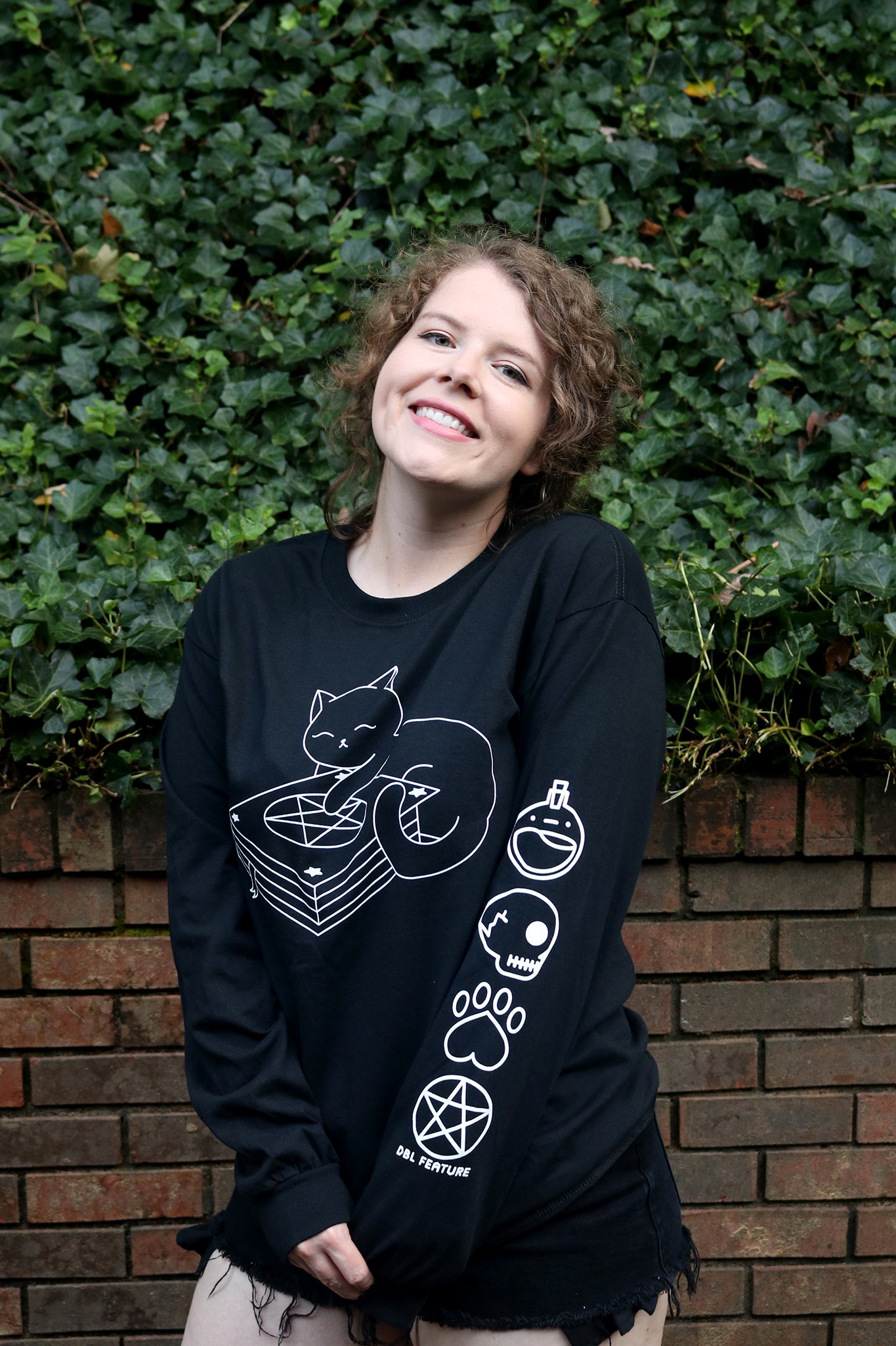 Spell Book Kitty Long Sleeve T-Shirt