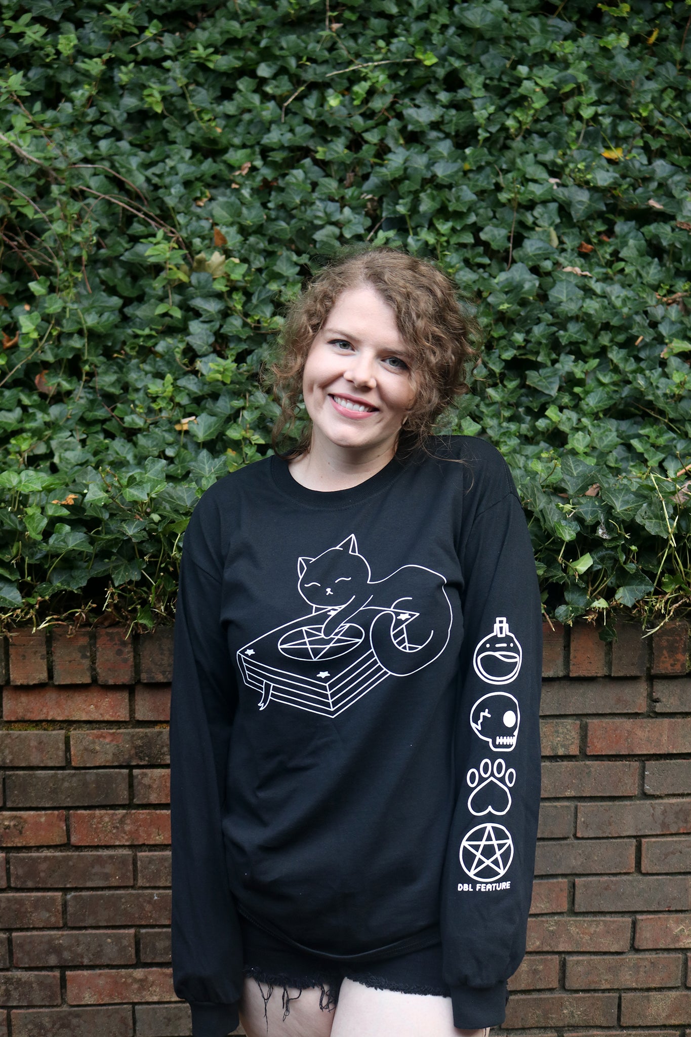 Spell Book Kitty Long Sleeve T-Shirt