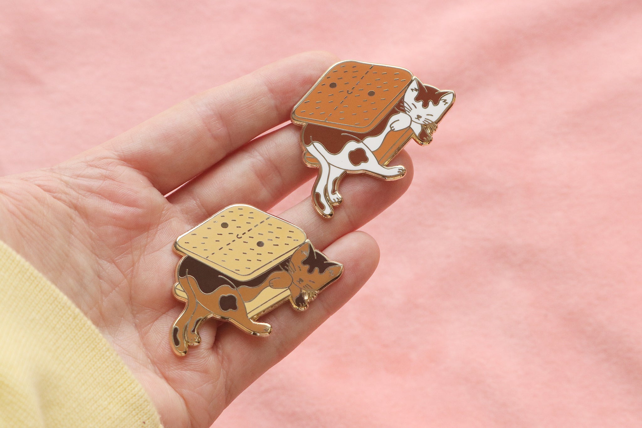 S'mores Kitty Hard Enamel Pin